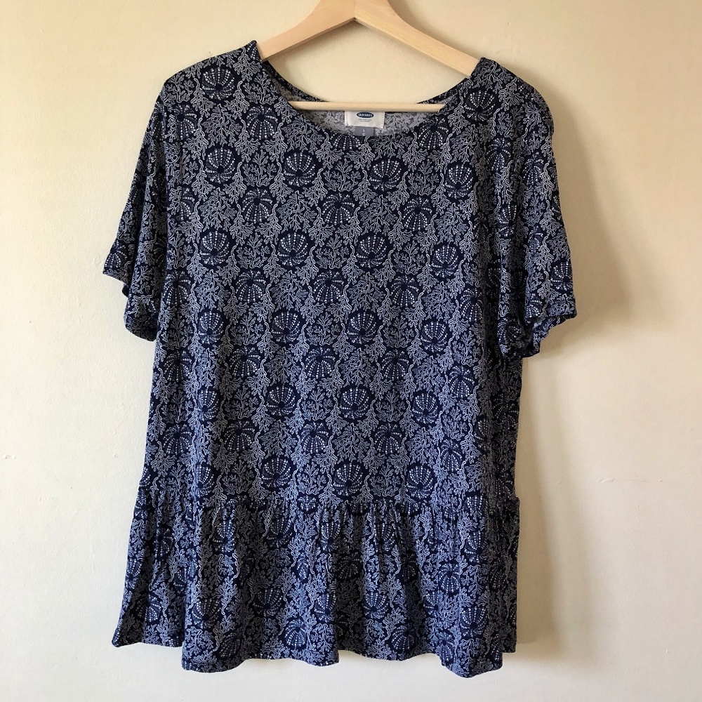 Old Navy Patterned Short Sleeve Peplum Top